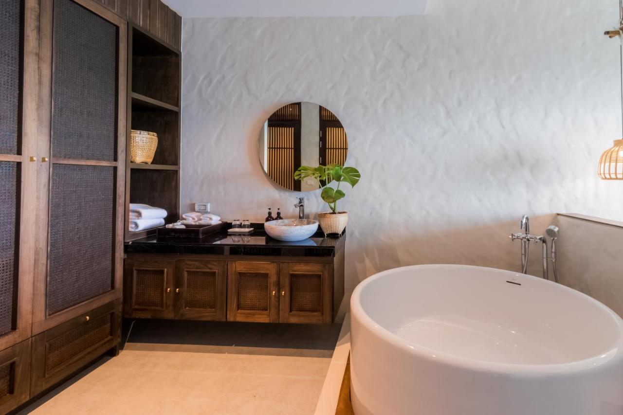 The Flow Samui Beach Resort Mae Nam Exterior photo